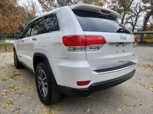 Used 2018 Jeep Grand Cherokee Limited image 6