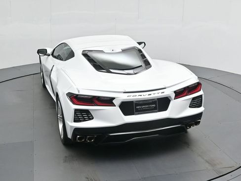 Used 2023 Chevrolet Corvette Stingray Preferred Cpe w/ Z51 Performance Package RWD image 33