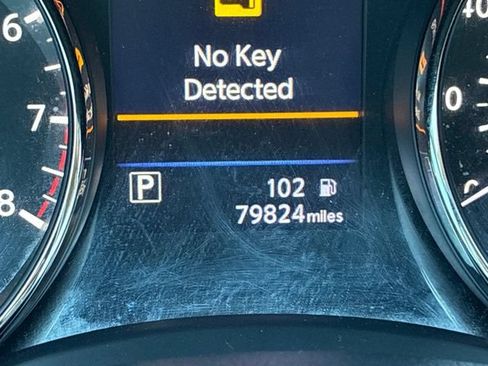 Used 2018 Nissan Rogue SV AWD/4WD image 38