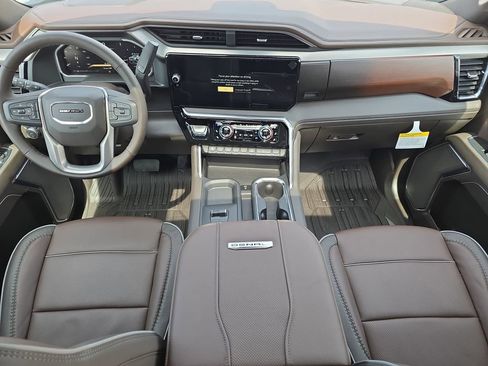New 2026 GMC Sierra 2500 Denali w/ Denali Reserve Package image 9