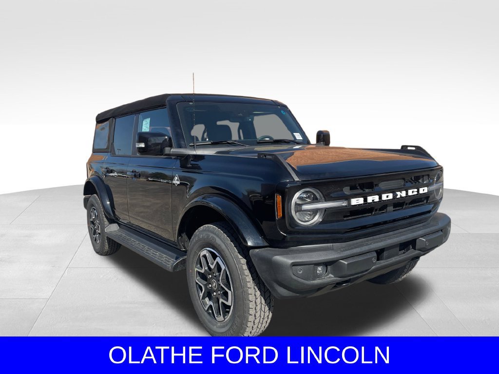 New 2025 Ford Bronco Outer Banks AWD/4WD image 7