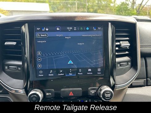 Used 2022 RAM 1500 Laramie AWD/4WD image 27