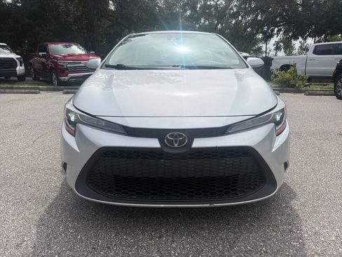 Used 2021 Toyota Corolla LE FWD image 4