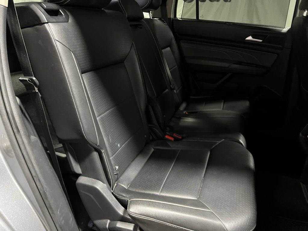 Used 2022 Volkswagen Atlas SE FWD image 12