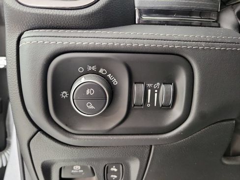 Used 2024 RAM 1500 Limited w/ Body Color Bumper Group AWD/4WD image 13