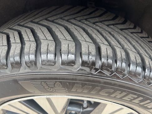 Certified 2023 Nissan Rogue SV image 42