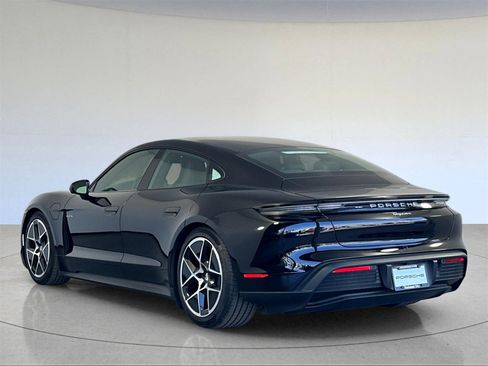Used 2025 Porsche Taycan image 3