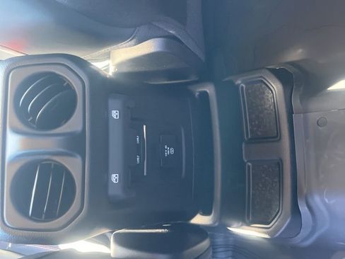 New 2026 Jeep Wrangler Unlimited Rubicon image 39