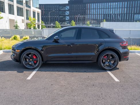 Used 2016 Porsche Macan Turbo AWD/4WD image 2