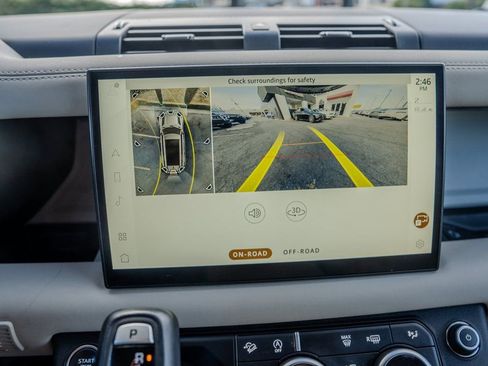 Used 2024 Land Rover Defender 130 S image 11