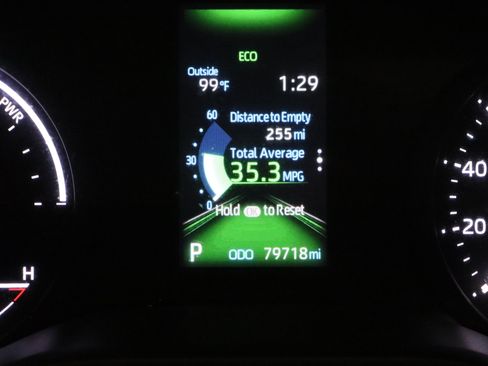 Used 2021 Toyota Sienna XLE FWD image 42