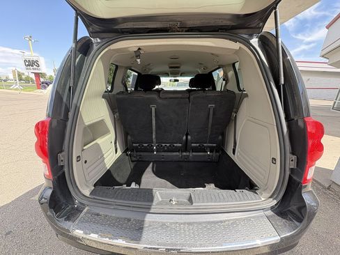Used 2015 Dodge Grand Caravan SE w/ Quick Order Package 29E SE FWD image 28