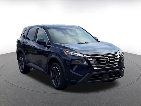 Used 2025 Nissan Rogue SV FWD image 3
