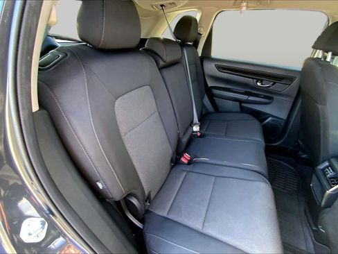 Used 2025 Honda CR-V LX image 19