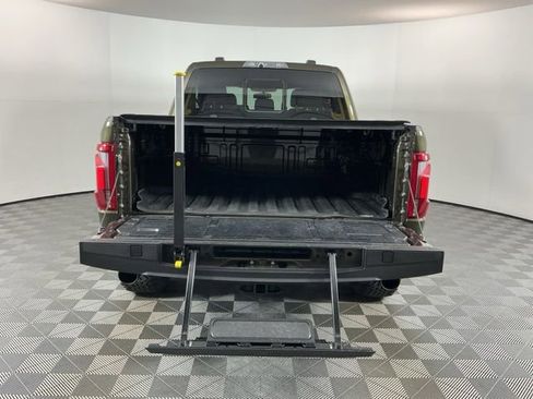 Used 2025 Ford F150 Raptor AWD/4WD image 8