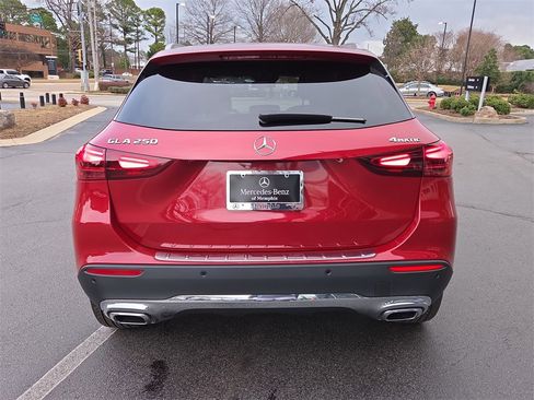 Certified 2026 Mercedes-Benz GLA 250 4MATIC image 4