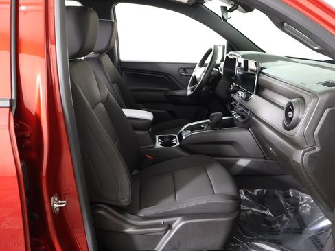 Used 2023 Chevrolet Colorado Trail Boss AWD/4WD image 28