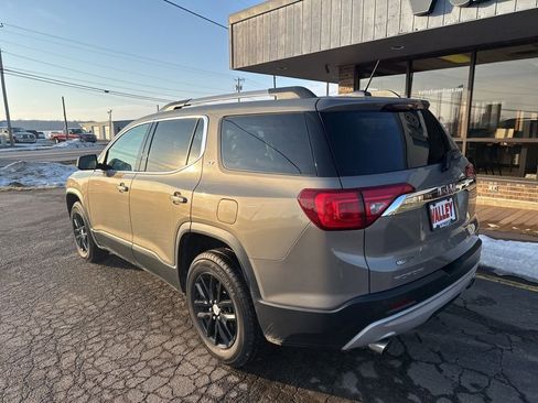 Used 2019 GMC Acadia SLT image 11