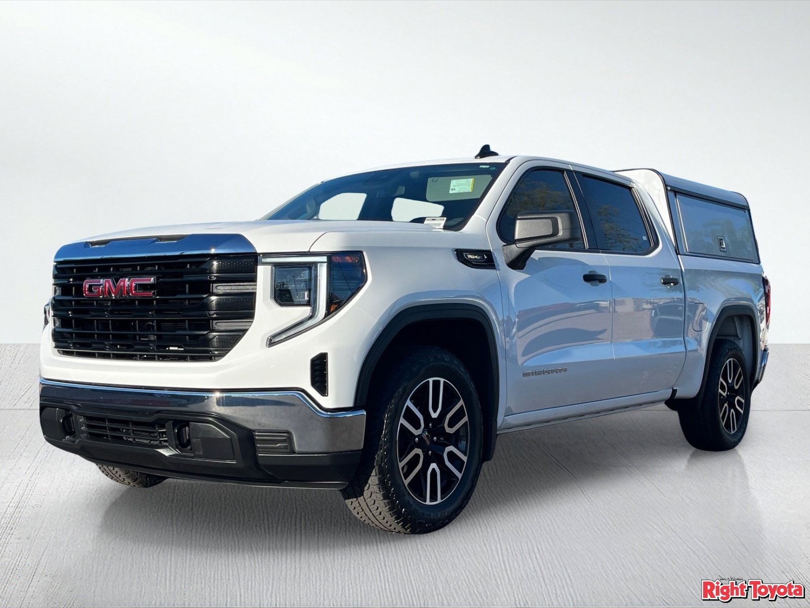 Used 2026 GMC Sierra 1500 Pro w/ Pro Value Package RWD image 2
