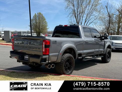 Used 2023 Ford F250 Lariat w/ Sport Appearance Package AWD/4WD image 4