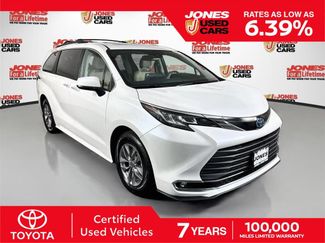 Used 2022 Toyota Sienna XLE w/ XLE Plus Package FWD video 1