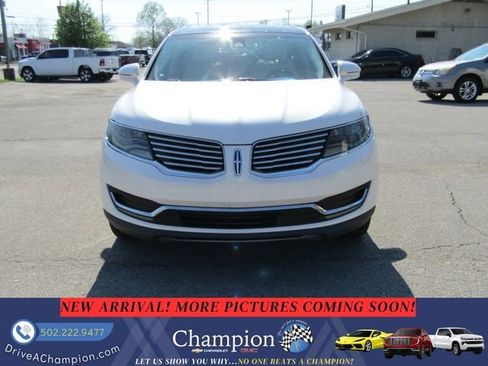 Used 2017 Lincoln MKX Black Label w/ Lincoln MKX Climate Package image 2