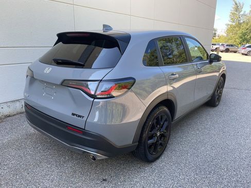 Certified 2023 Honda HR-V Sport image 7