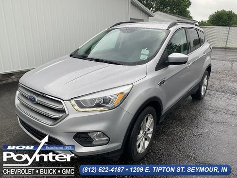 Used 2017 Ford Escape SE w/ Equipment Group 201A FWD image 1