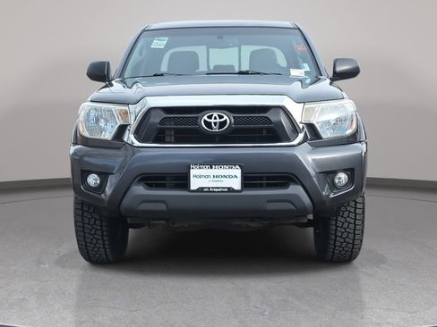 Used 2013 Toyota Tacoma Base image 3