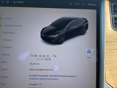 Used 2018 Tesla Model X 100D AWD/4WD image 16