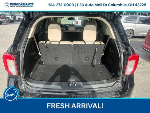 Used 2020 Ford Explorer XLT w/ Equipment Group 202A AWD/4WD image 25