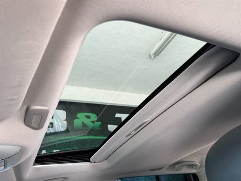 Used 2019 INFINITI QX60 Luxe w/ Essential Package FWD image 17