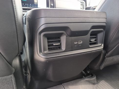 Used 2024 Chevrolet Silverado 1500 LT Trail Boss w/ Convenience Package II AWD/4WD image 13