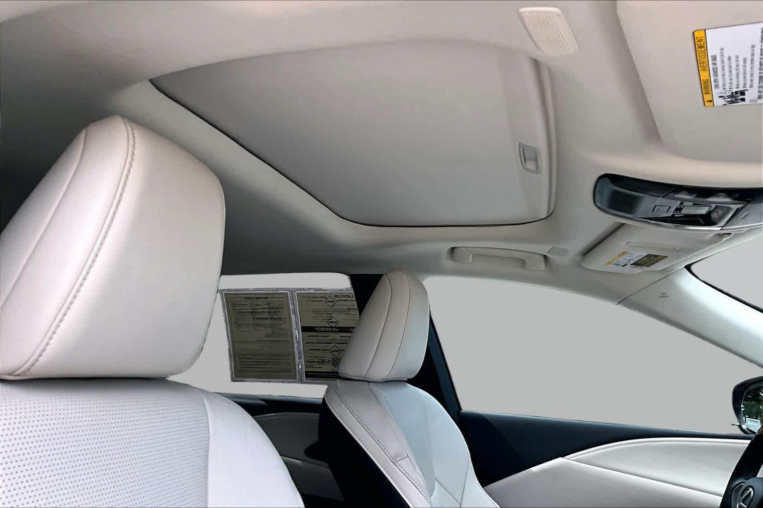 Used 2024 Lexus RX 350 Premium Plus w/ Convenience Package FWD image 14