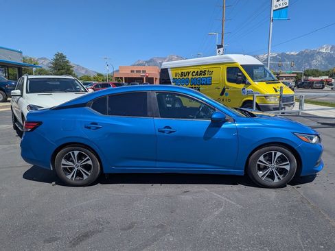 Used 2021 Nissan Sentra SV FWD image 2