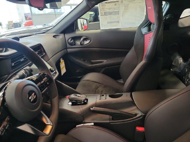 New 2027 Nissan Z NISMO w/ Essentials Package (NISMO) RWD image 15
