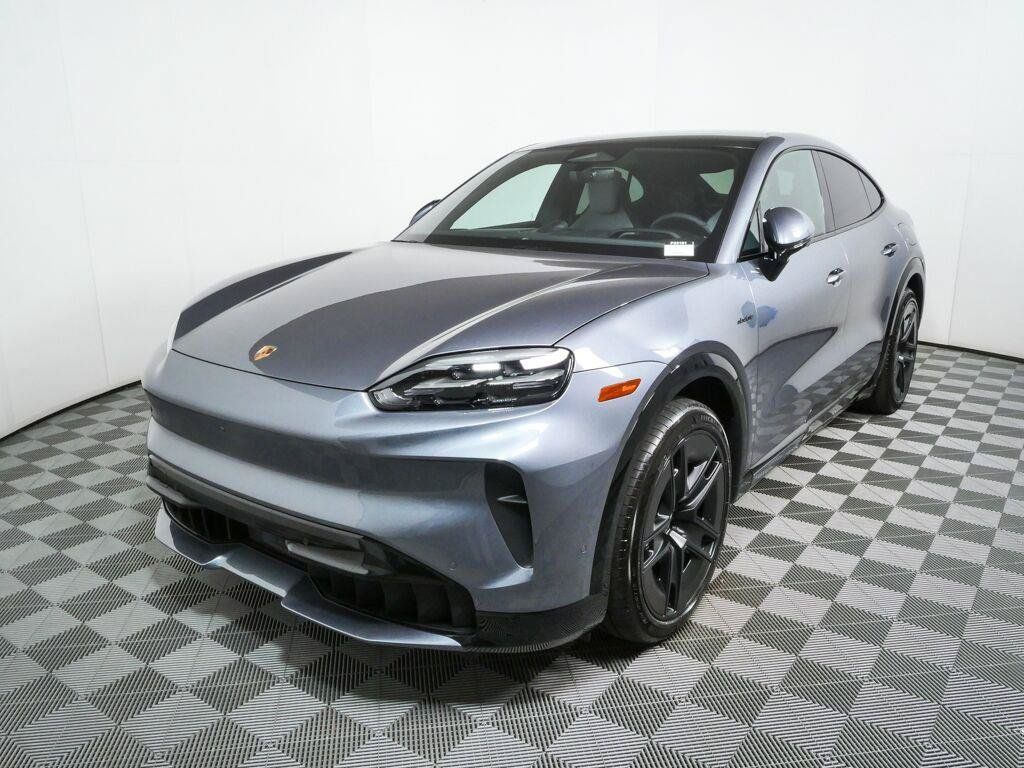 New 2026 Porsche Cayenne S AWD/4WD image 1