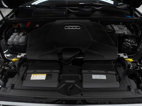 Used 2023 Audi Q7 3.0T Premium w/ Convenience Package AWD/4WD image 40