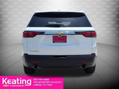 Used 2022 Chevrolet Traverse LS w/ LPO, Cargo Package FWD image 7
