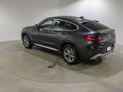 Used 2023 BMW X4 xDrive30i w/ Premium Package image 3