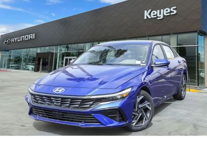 Certified 2025 Hyundai Elantra SEL