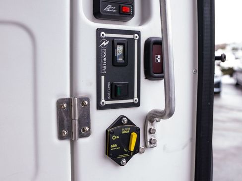 Used 2022 Mercedes-Benz Sprinter 4500 image 37