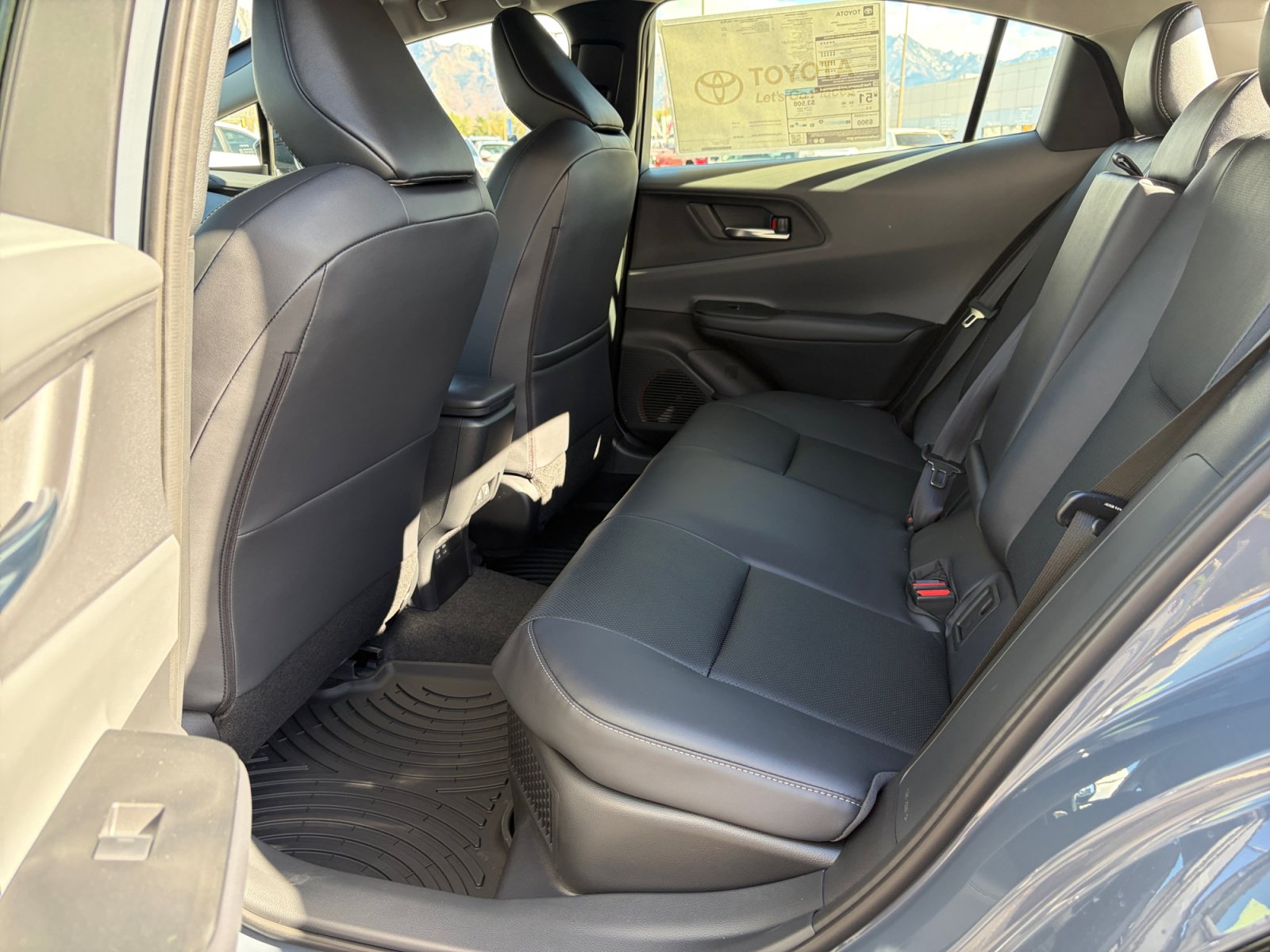 New 2027 Toyota Prius Limited w/ Limited Premium Package FWD image 24
