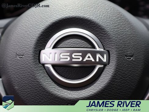 Used 2025 Nissan Altima 2.5 SV FWD image 26