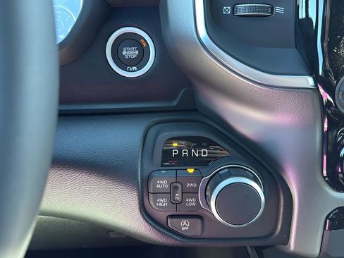 New 2026 RAM 1500 4x4 Crew Cab image 36