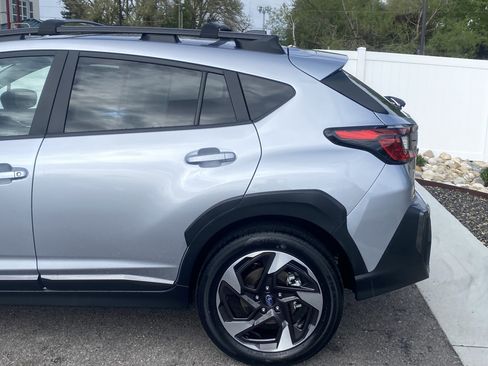 Certified 2025 Subaru Crosstrek 2.5i Limited w/ Crosstrek Mirror Package image 4