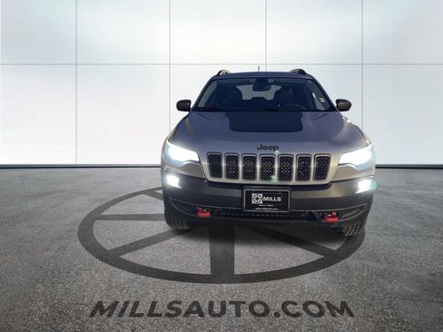 Used 2019 Jeep Cherokee Trailhawk w/ Cold Weather Group image 2