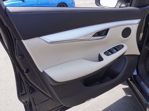 Used 2020 INFINITI QX50 Luxe FWD image 15