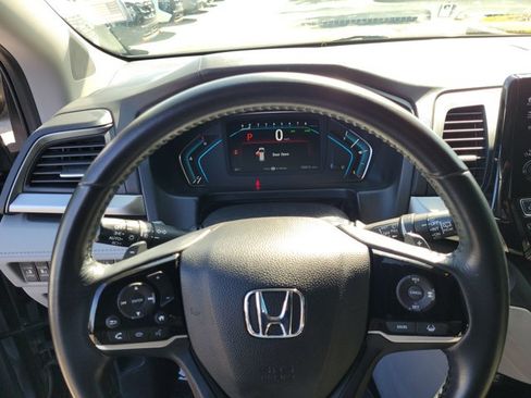 Used 2018 Honda Odyssey EX-L image 24