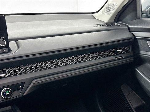 Used 2024 Honda Accord EX image 22